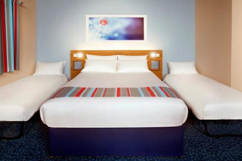 แทรเวลลอดจ์ ดันดี สแตรทมอร์ อเวนิว Hotel ภายนอก รูปภาพ